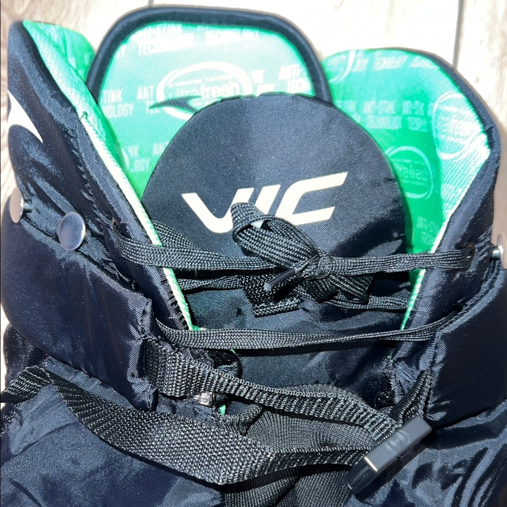 VIC CX2 Hockey Pants, Junior, Black/Green - Picture 5 of 12